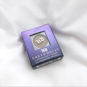 BNIB urban decay lost eyeshadow